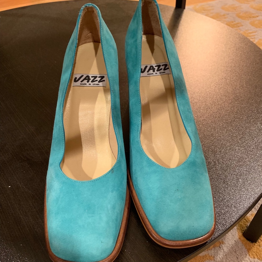 teal heels